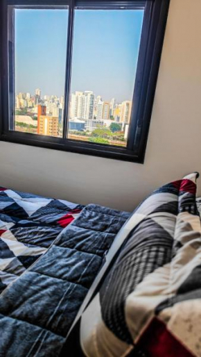 Apt de 2 quartos a 300m do metrô com piscina e academia